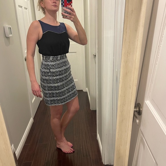 Moulinette Soeurs Anthropologie Black and Gray Houndstooth Mini Skirt - Picture 3 of 6